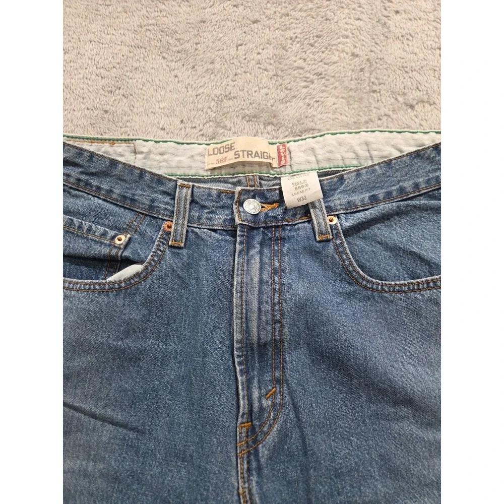 Levis 569 Denim Shorts 2006 Vintage Men's Loose Straight Fit Blue  Size 32x10